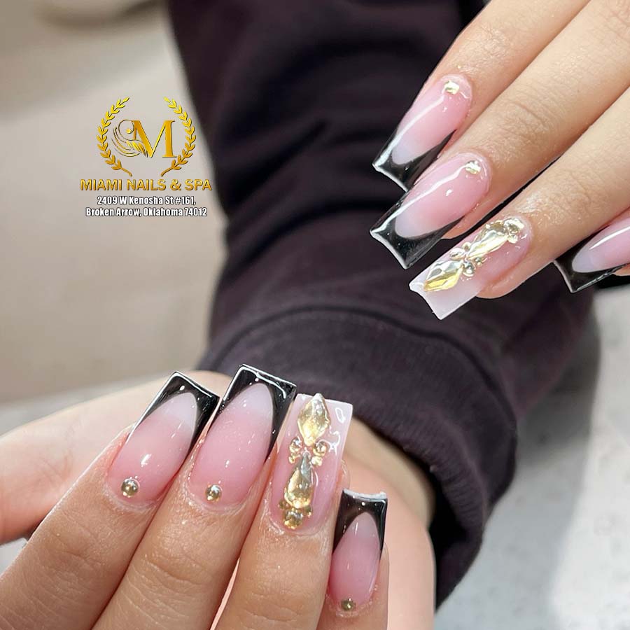 Miami Nails